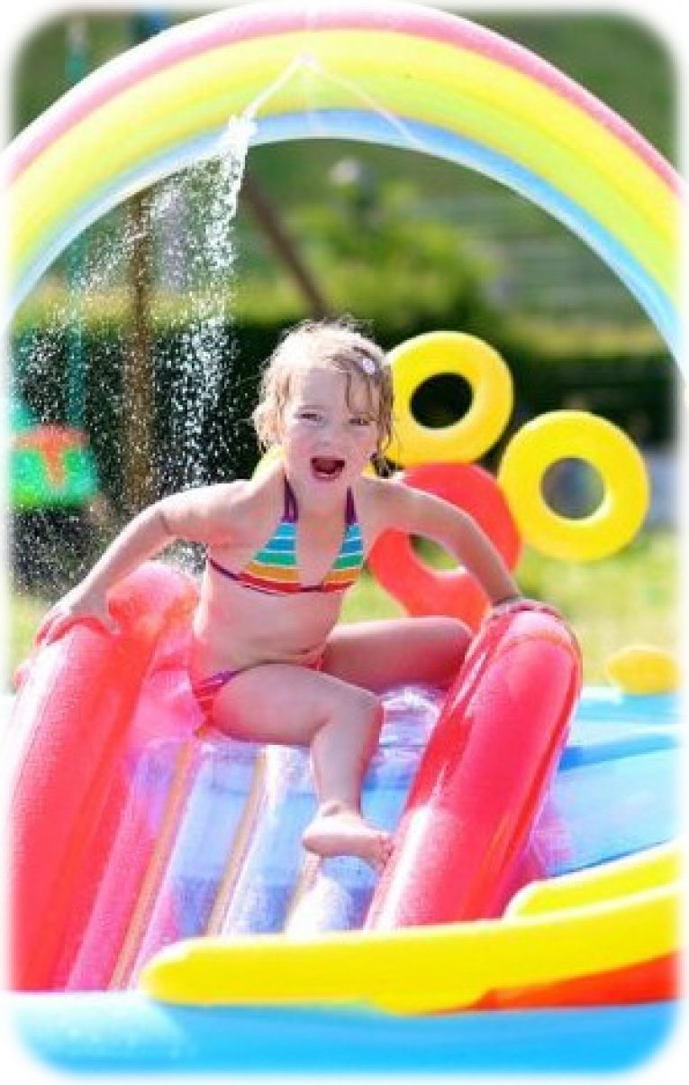 inflatable kiddie pool with slide