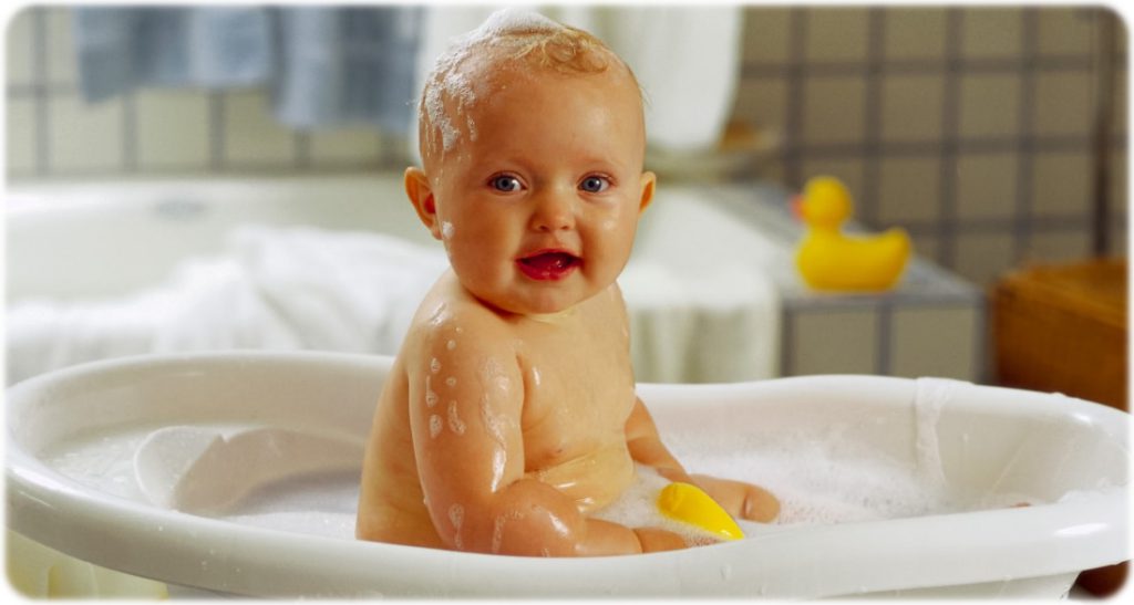 baby bath in tub