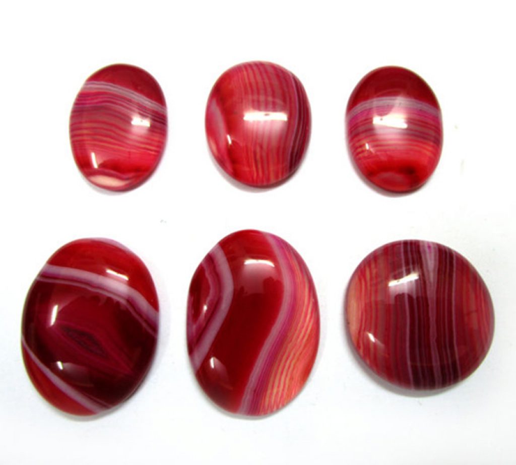 Red_onyx_-_Handicraft